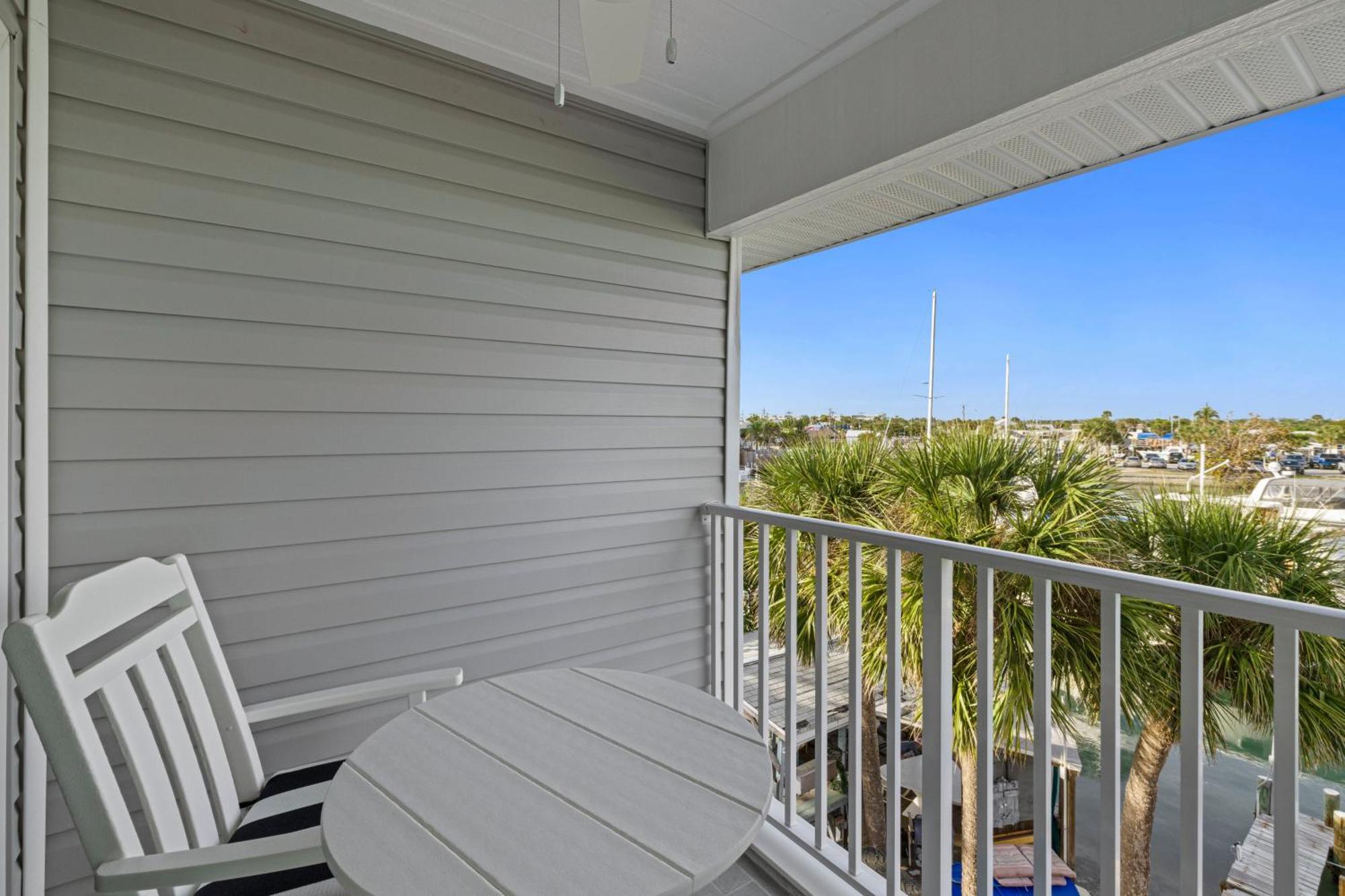 Aparthotel Chadwick Cove Marina Englewood Exterior foto